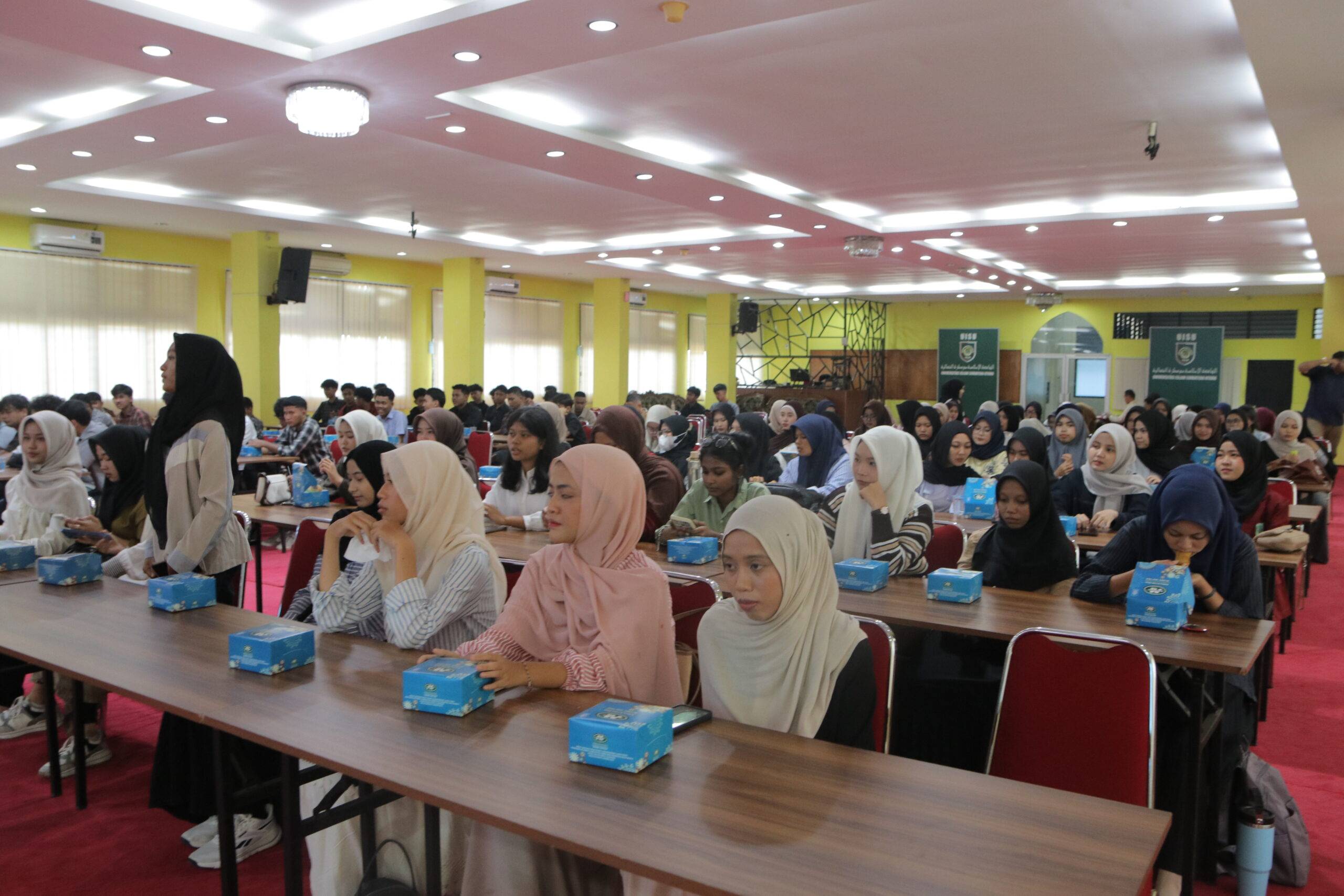 Pertemuan pimpinan akademik dan perwakilan riset mendiskusikan kurikulum digital